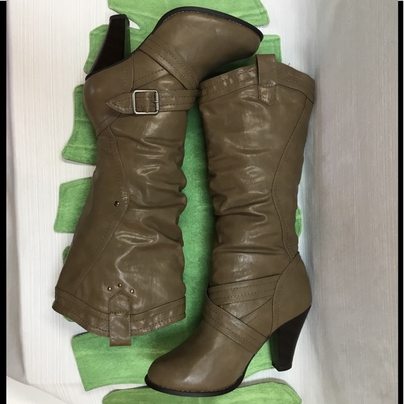 Taupe Boots to go with all. - Picture 3 of 6